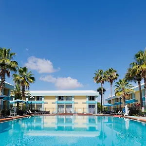 Hotel Garnet & Suites,