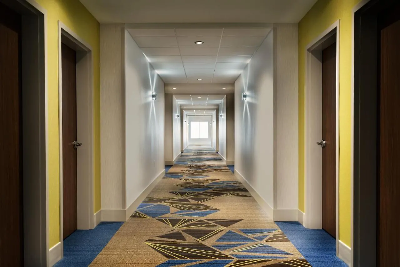 Holiday Inn Express & Suites - Savannah N - Port Wentworth By Ihg Hotel